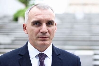 александр сенкевич
